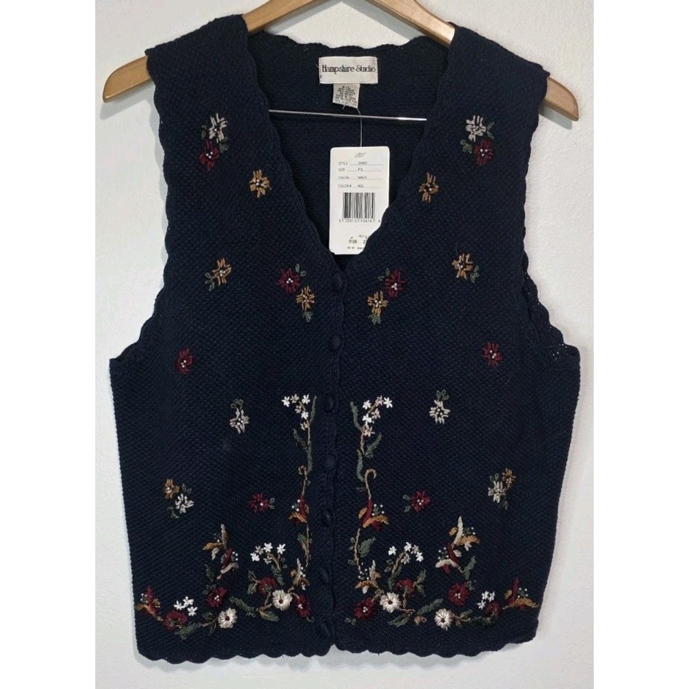 NEW Vintage Hampshire Studio Women Navy Sweater Vest Embroidered Flowers Cottage
